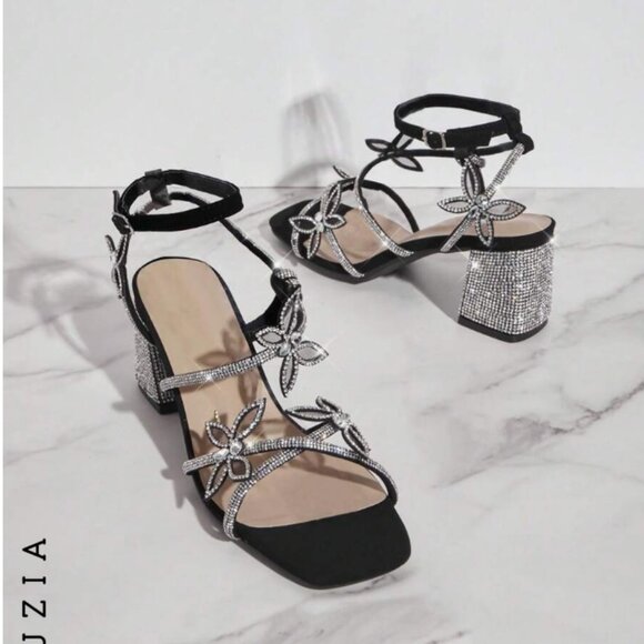 SHEIN Rhinestone's Block-Heeled Butterfly Sandals in Black (Size 7) - Picture 5 of 12